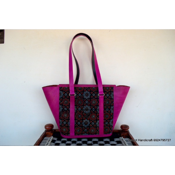 natural and artistic